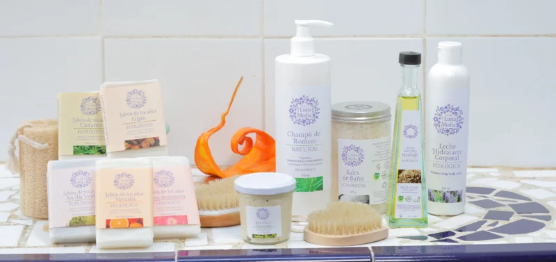 La Casa de la Luna Media