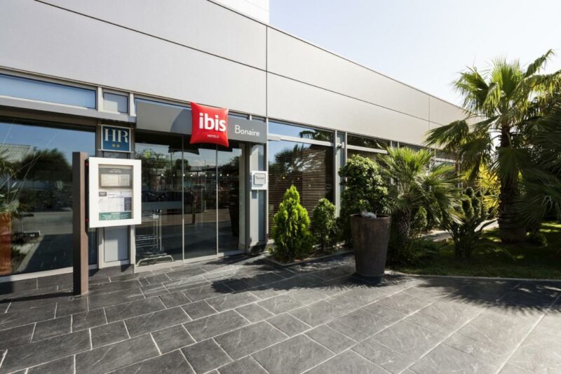 Hotel Ibis Valencia Bonaire Aeropuerto (4*)
